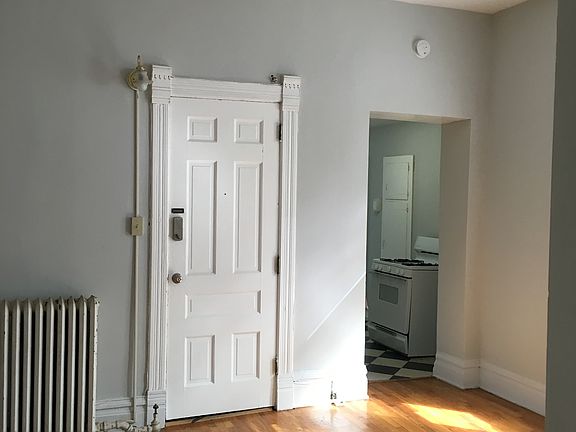 2nd image of 442 Fountain St NE APT 4