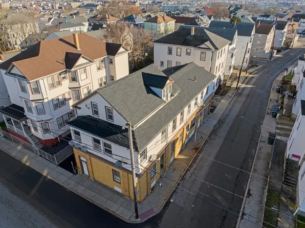 726 2nd St, Fall River, MA 02721