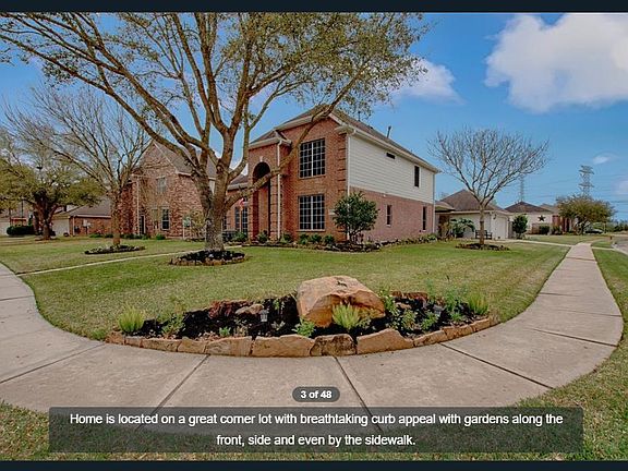 3rd image of 625 Biscayne Bend Ln
