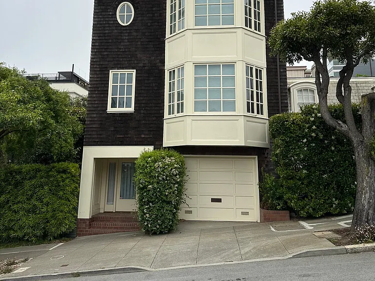 22 Laurel St — Photo 15