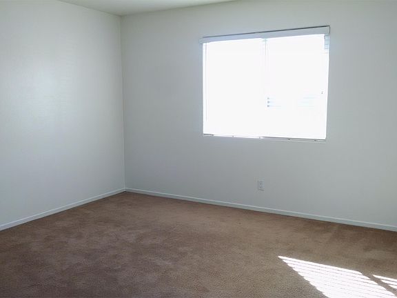 2nd image of 6061 Bagley Ave APT 2
