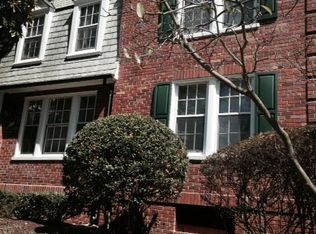 1813 N Rhodes St APT 253, Arlington, VA 22201