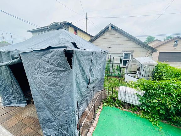3rd image of 223 4th St S