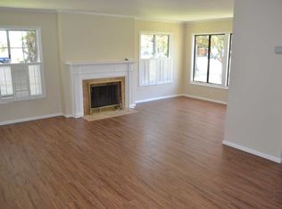 6831 Lindley Ave, Reseda, CA 91335