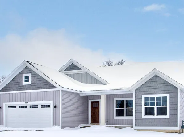 3630 Tulipleaf Dr, Holland, MI 49424