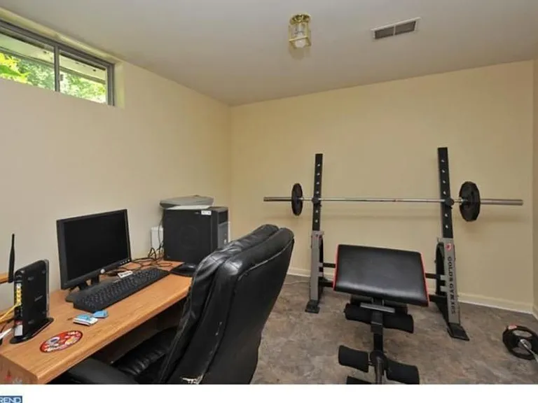 115 Buttonwood Dr — Photo 18
