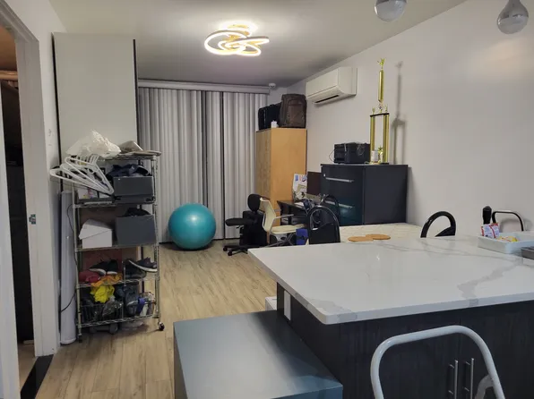 70-65 Queens Boulevard image 5 of 9