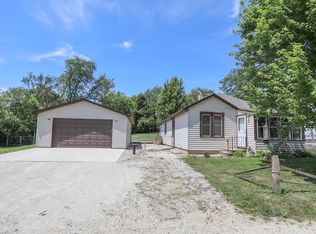 9158 30th Ave, Kenosha, WI 53142