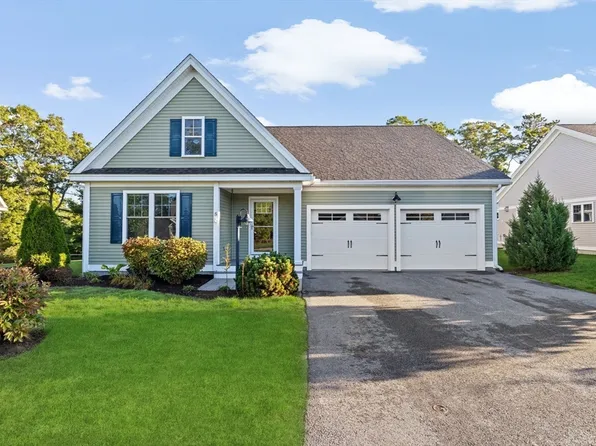 5 Daylily Dr Unit 5, Plymouth, MA 02360