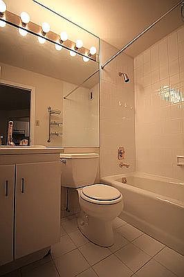 5th image of 222 W 14th St APT 5C