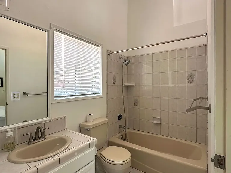 1503 Ashland Ave — Photo 22