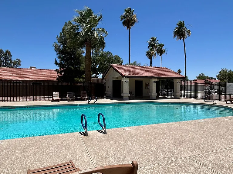 2338 W Orchid Ln — Photo 24