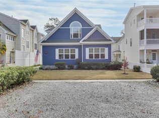 214 79th St, Virginia Beach, VA 23451