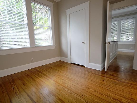 3rd image of 1819 W Hills Ave APT 4B