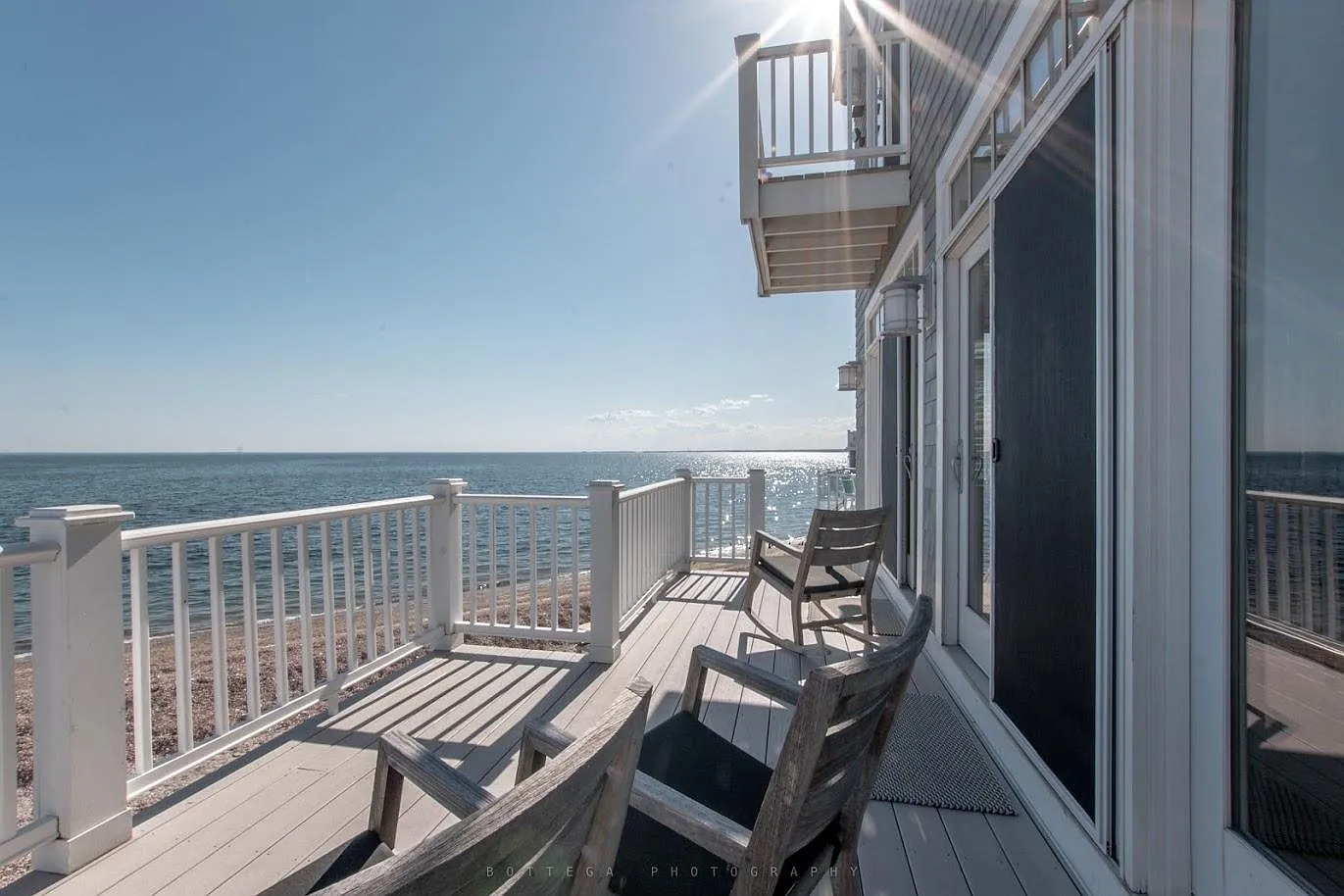 2123 Fairfield Beach Rd — Photo 3