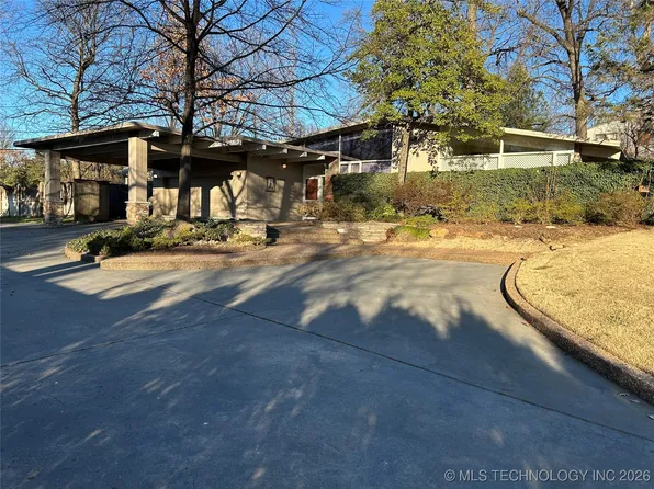 2433 E 33rd St, Tulsa, OK 74105