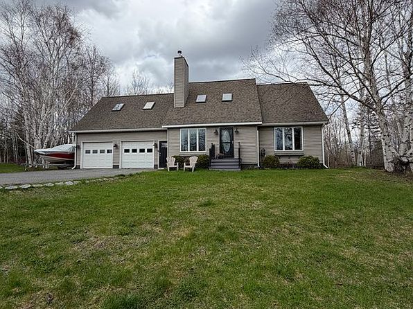 25 Meadowbrook Dr