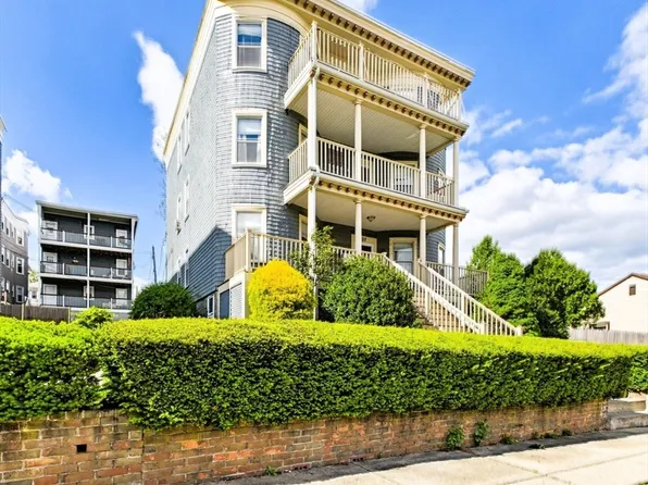 37 Westmoreland St, Dorchester, MA 02124