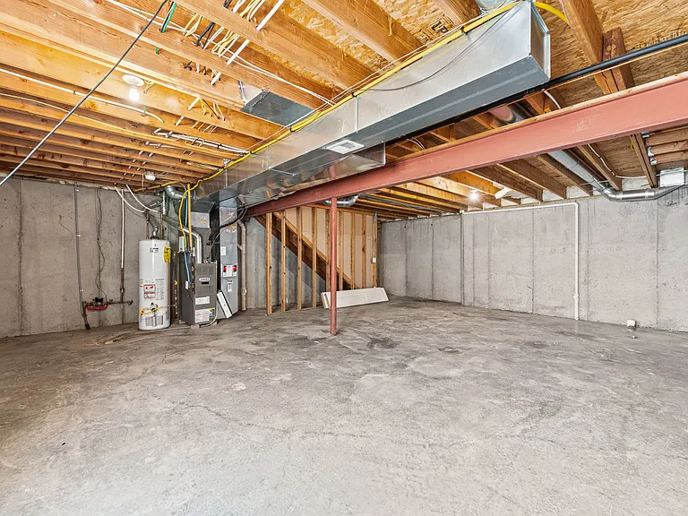 8947 NE 116th Ter — Photo 34