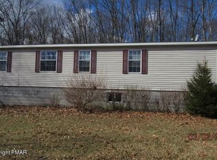 108 Castle Dr, East Stroudsburg, PA 18302