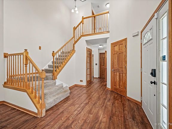 3rd image of 1173 Moonstone Run