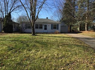 869 Orlando Ave SE, Grand Rapids, MI 49546