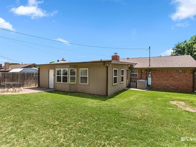 4916 Big Bend Dr — Photo 31