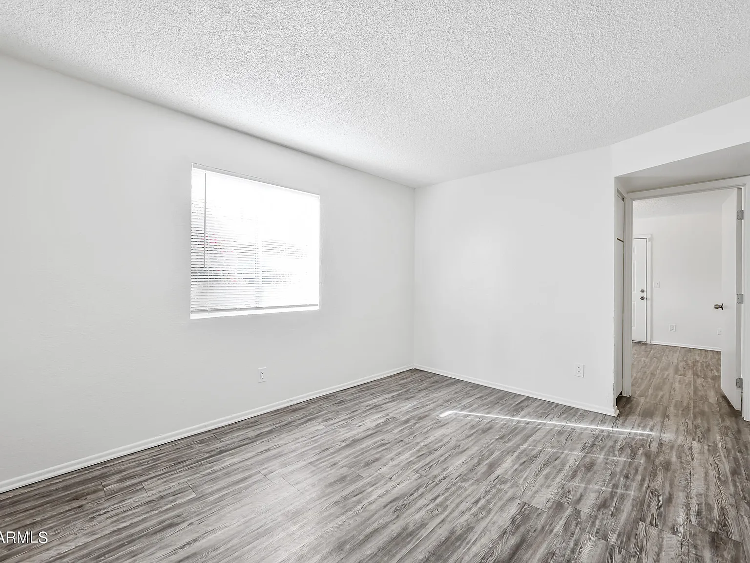 2 bed, 1.0 bath, 720 sqft, $1,195 — Photo 3