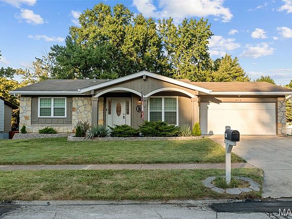 2nd image of 412 Woodrun Dr