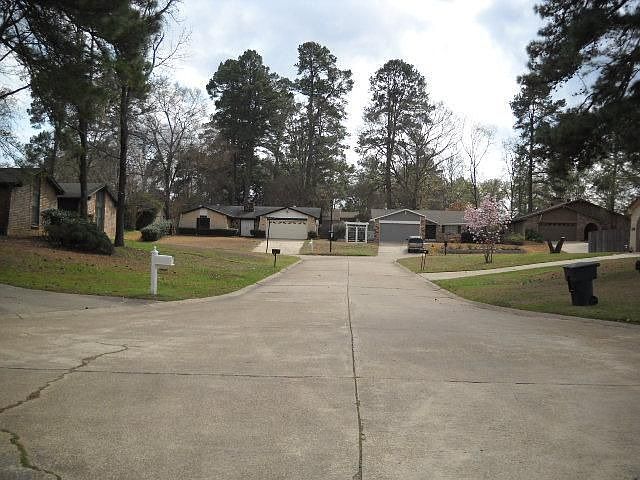 2nd image of 9313 Sheffield Cir