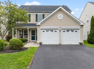 25 Sandstone Rd, East Windsor, NJ 08520