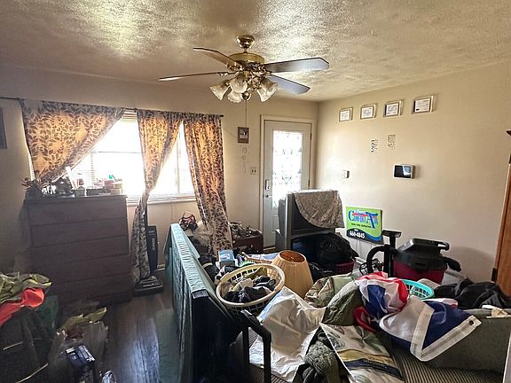 2nd image of 2837 S Walcott St