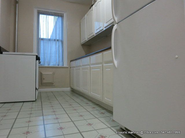 1st image of 41 Park Ter W APT F4