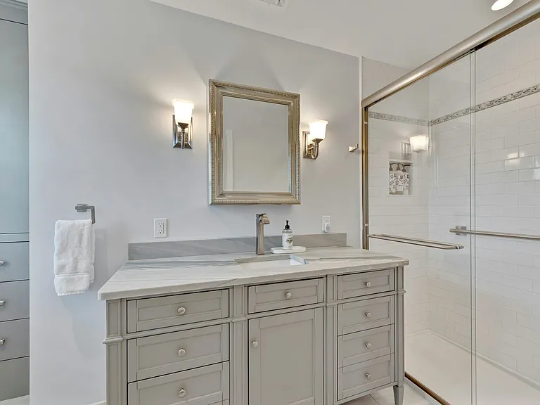 110 Sleepy Hollow Ln — Photo 19