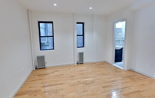 Rented by REAL New York | media 26