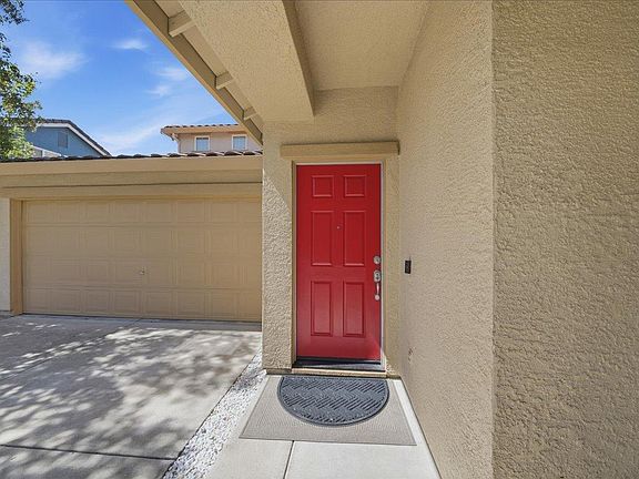 3rd image of 2771 Cardinal Dr