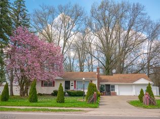 198 Colonial Dr, Youngstown, OH 44505