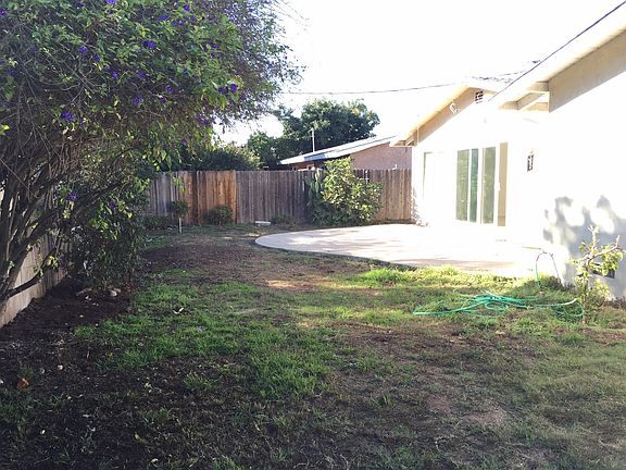 5th image of 4871 Nipomo Dr