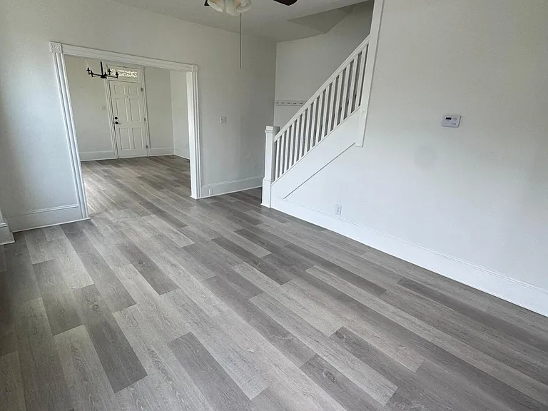 1424 N Market St — Photo 7