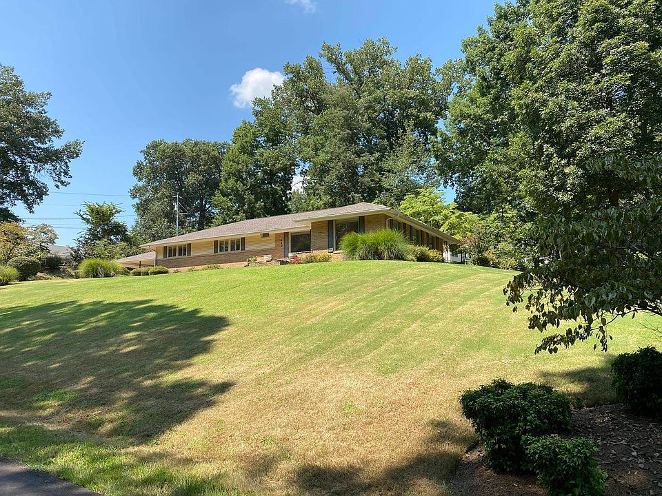1st image of 410 Lattawoods Dr