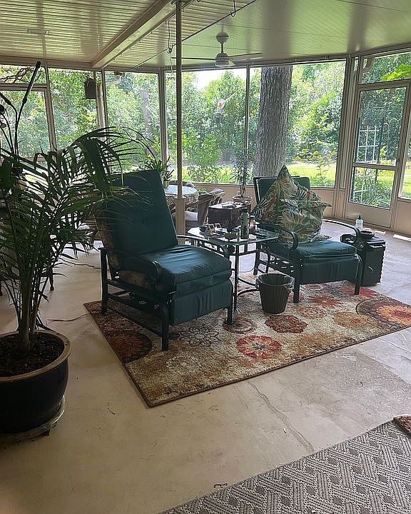 2nd image of 1103 Green Hills Dr