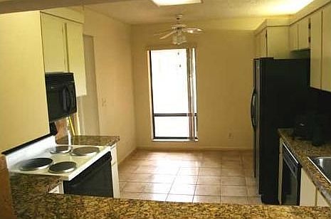5th image of 7012 Nandina Ln