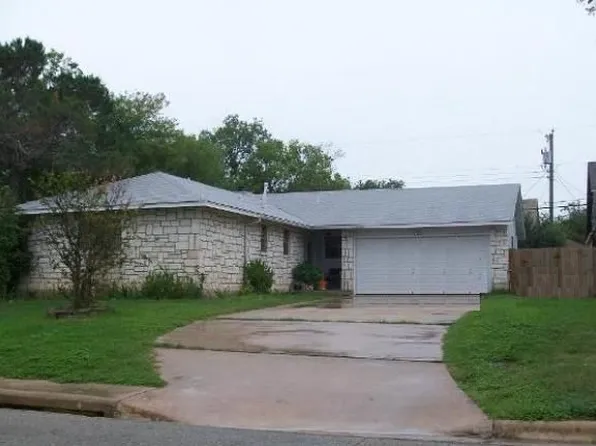 1215 Pitcairn Dr, Pflugerville, TX 78660