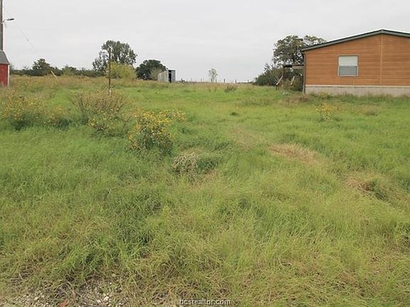 4th image of 3315 County Road 332
