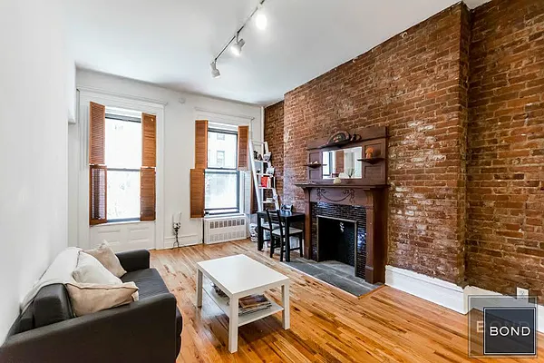 Rented by Bond New York | media 1