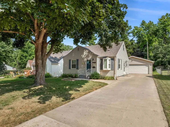 2104 W 19th St, Sioux Falls, SD 57105