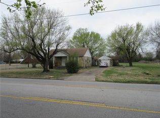1016 S Pleasant St, Springdale, AR 72764