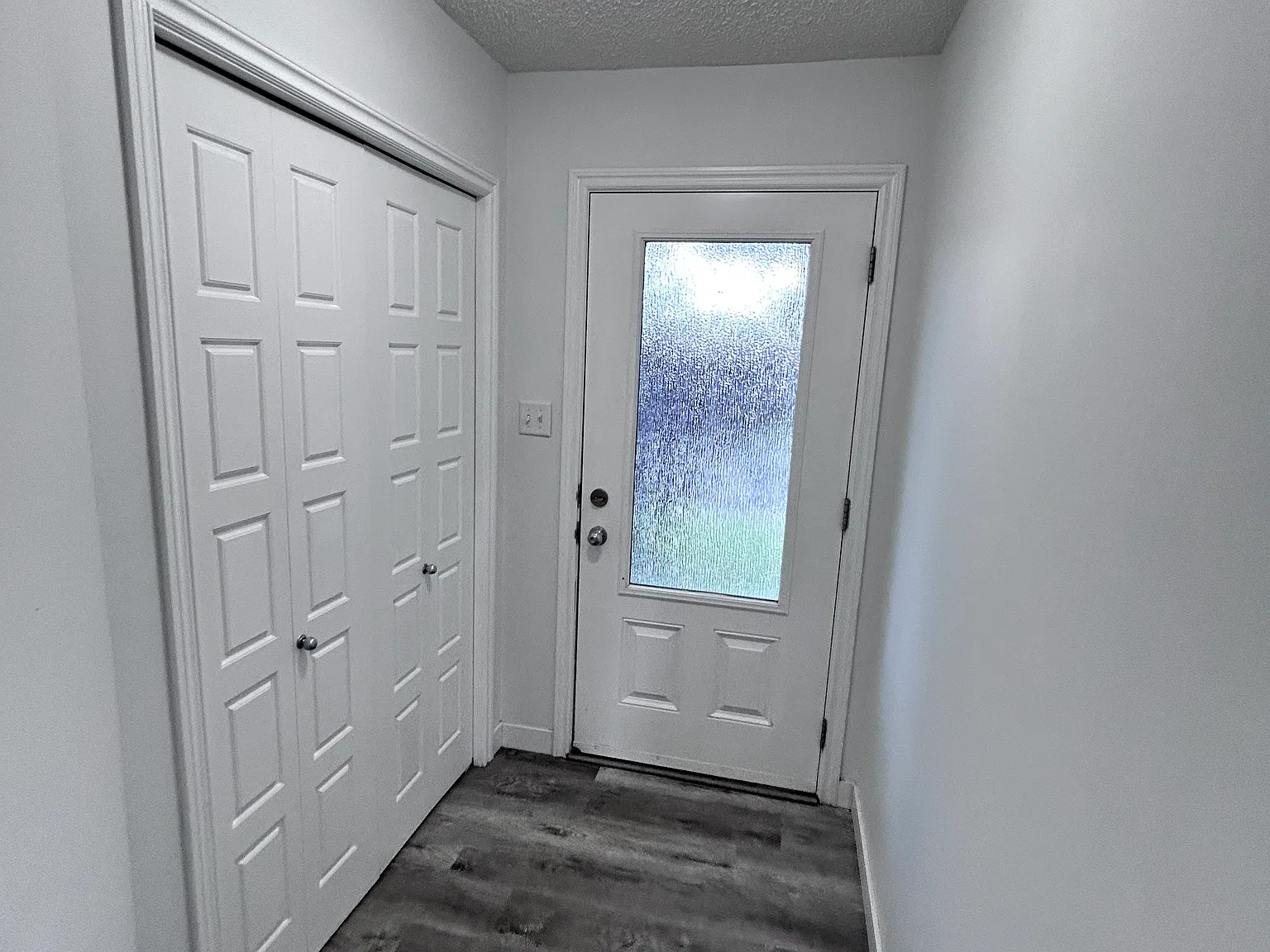 1903 28 street NW Edmonton — Photo 1