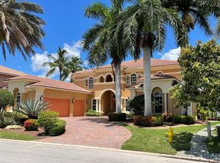 238 SW Palm Cove Dr, Palm City, FL 34990