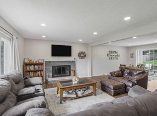 3250 Darracq Cir, Columbus, OH 43223